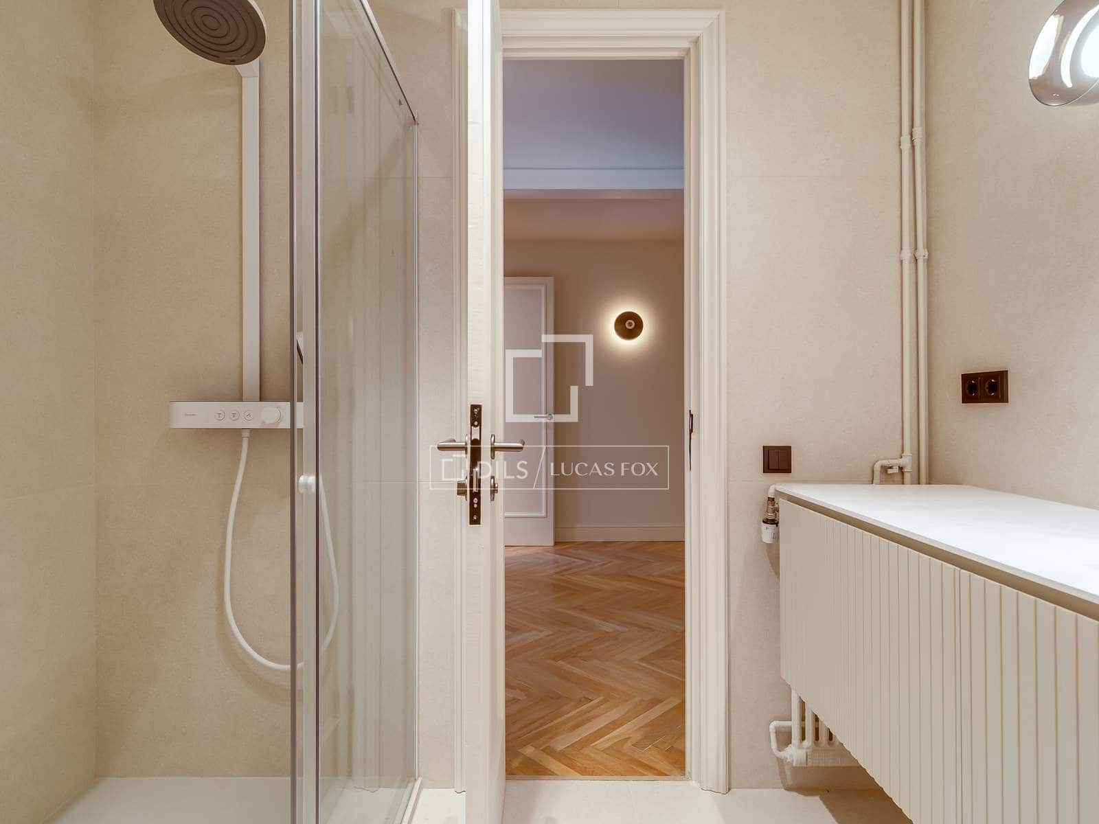 Ático de 5 habitaciones en Barcelona ciudad en venta - 4.680.000 € (Ref: 9830267)
