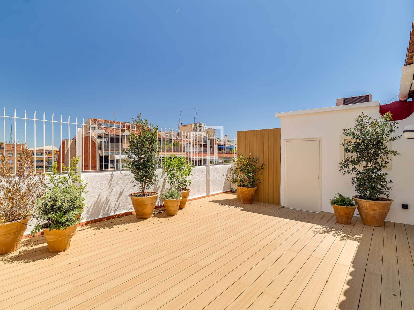 Ático de 5 habitaciones en Barcelona ciudad en venta - 4.680.000 € (Ref: 9830267)