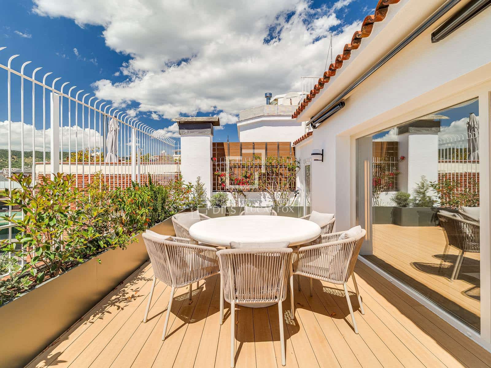 Ático de 5 habitaciones en Barcelona ciudad en venta - 4.680.000 € (Ref: 9830267)