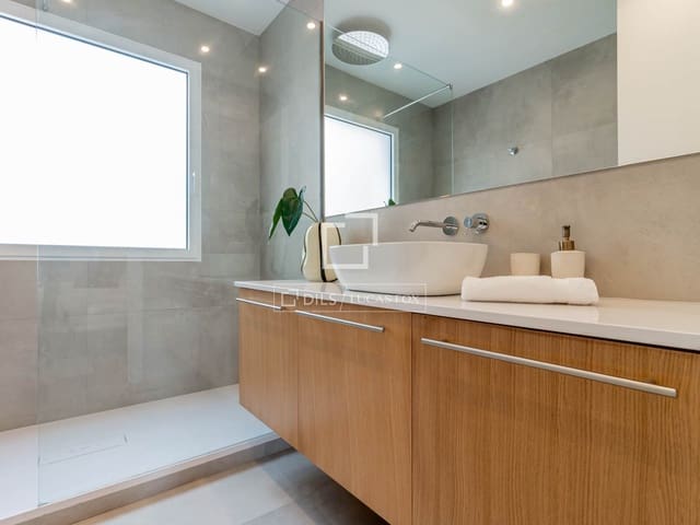 2 Zimmer Apartment zu vermieten in Madrid Stadt mit Garage - 2.800 € (Ref: 9830270)