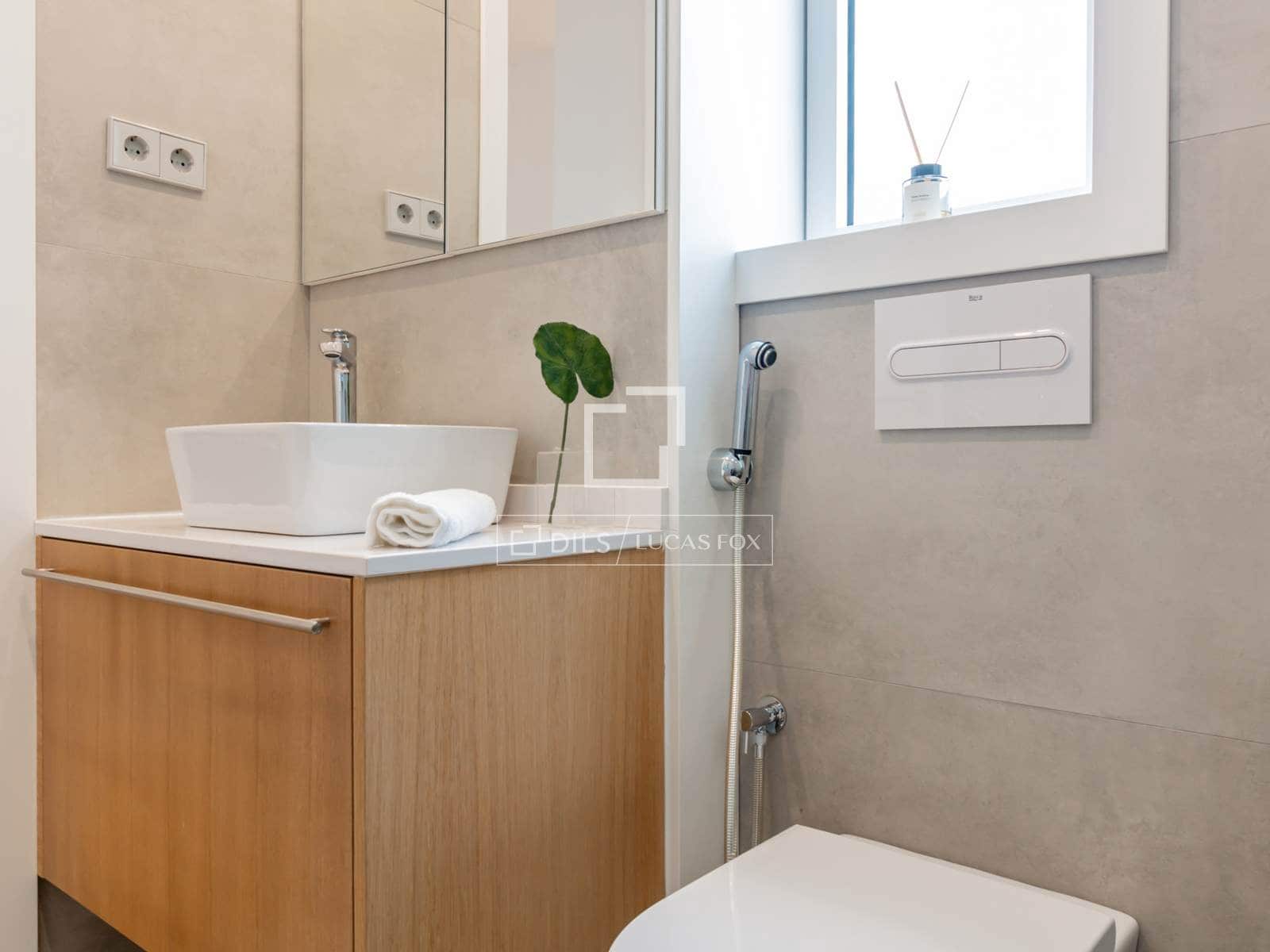 2 Zimmer Apartment zu vermieten in Madrid Stadt mit Garage - 2.800 € (Ref: 9830270)