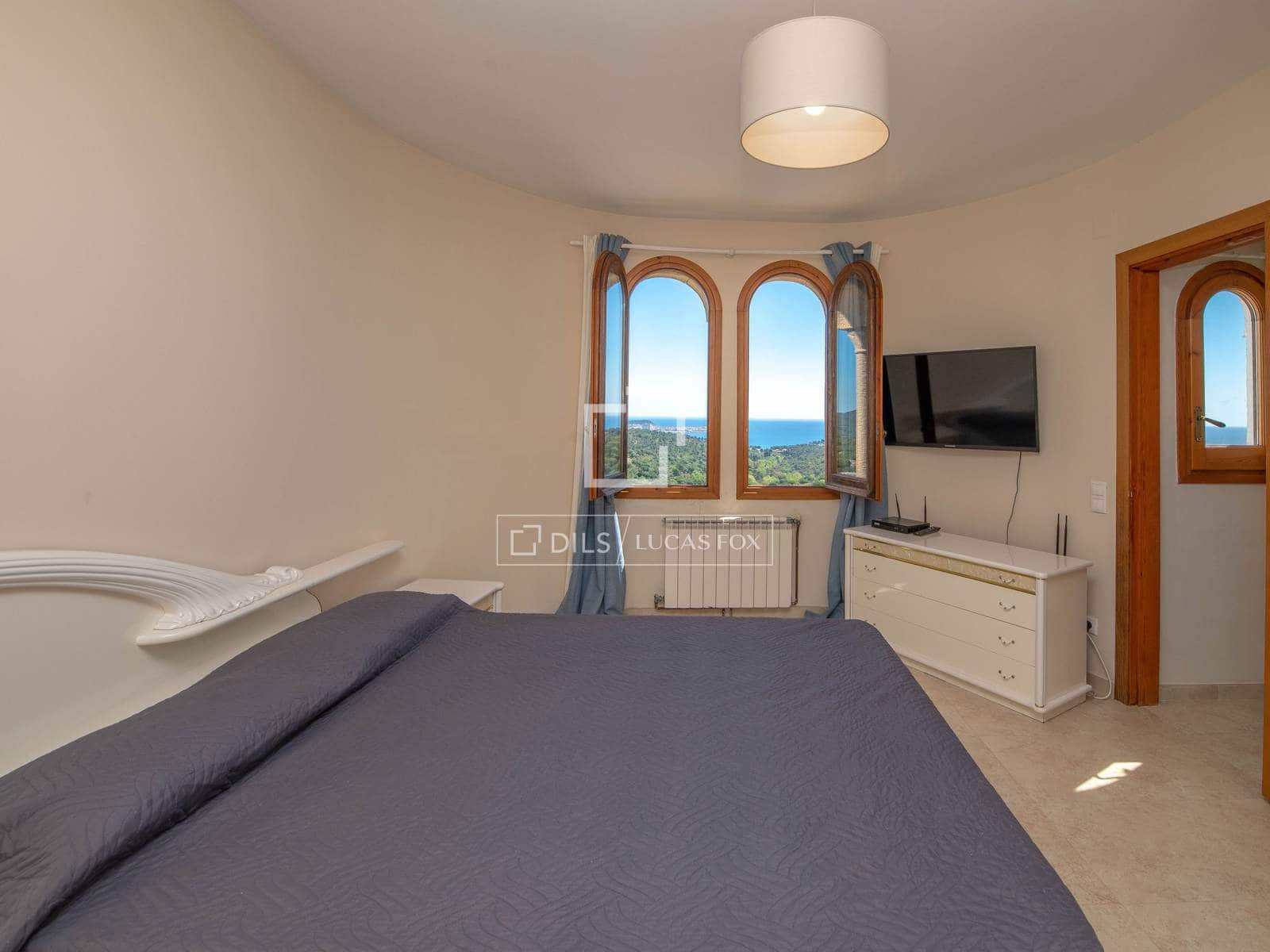 5 makuuhuone Huvila myytävänä paikassa Platja d'Aro mukana uima-altaan - 670 000 € (Ref: 9830360)