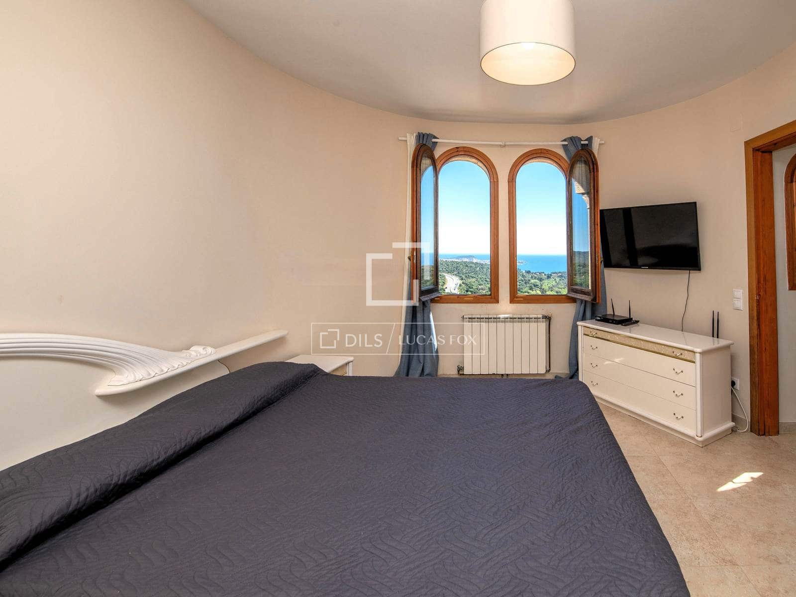 5 makuuhuone Huvila myytävänä paikassa Platja d'Aro mukana uima-altaan - 670 000 € (Ref: 9830360)