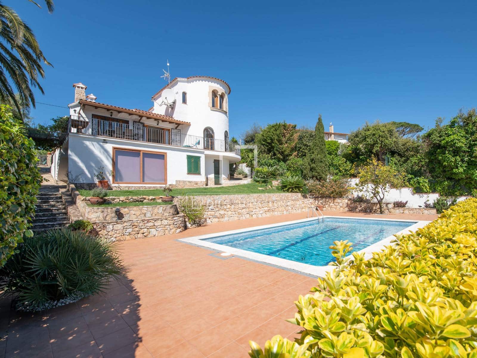 5 makuuhuone Huvila myytävänä paikassa Platja d'Aro mukana uima-altaan - 670 000 € (Ref: 9830360)