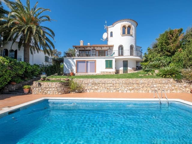 5 Zimmer Villa zu verkaufen in Platja d'Aro, Castell-Platja d'Aro mit Pool - 670.000 € (Ref: 9830360)