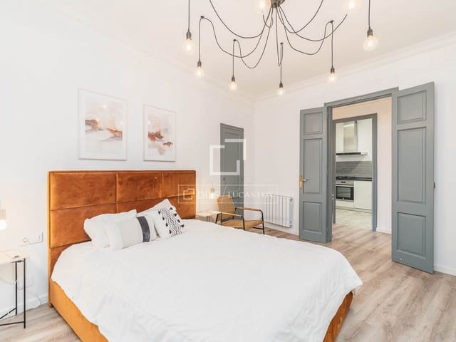 4 slaapkamer Appartement te huur in Barcelona stad - € 3.900 (Ref: 9830361)