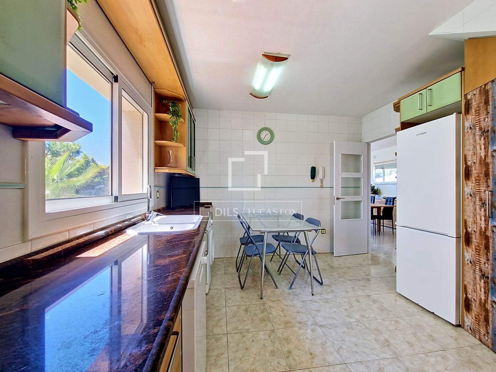 4 bedroom Villa for rent in Cunit with pool garage - € 2,950 (Ref: 9830416)