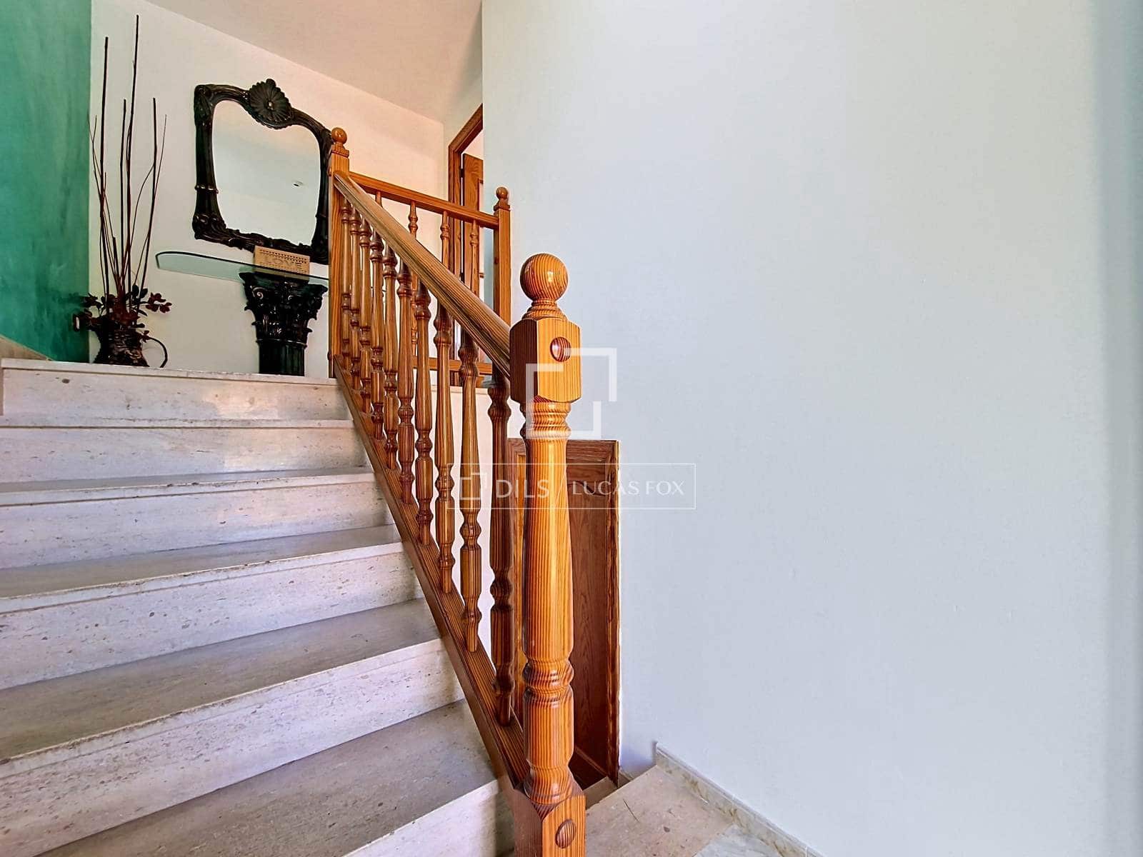 4 bedroom Villa for rent in Cunit with pool garage - € 2,950 (Ref: 9830416)