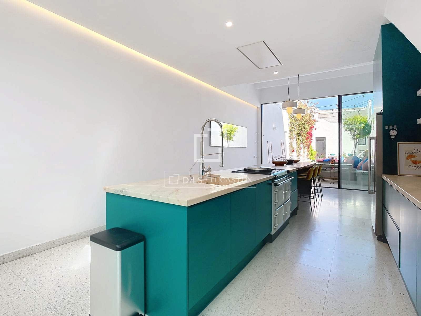 6 quarto Moradia para venda em Ciutadella de Menorca com piscina garagem - 1 480 000 € (Ref: 9831954)