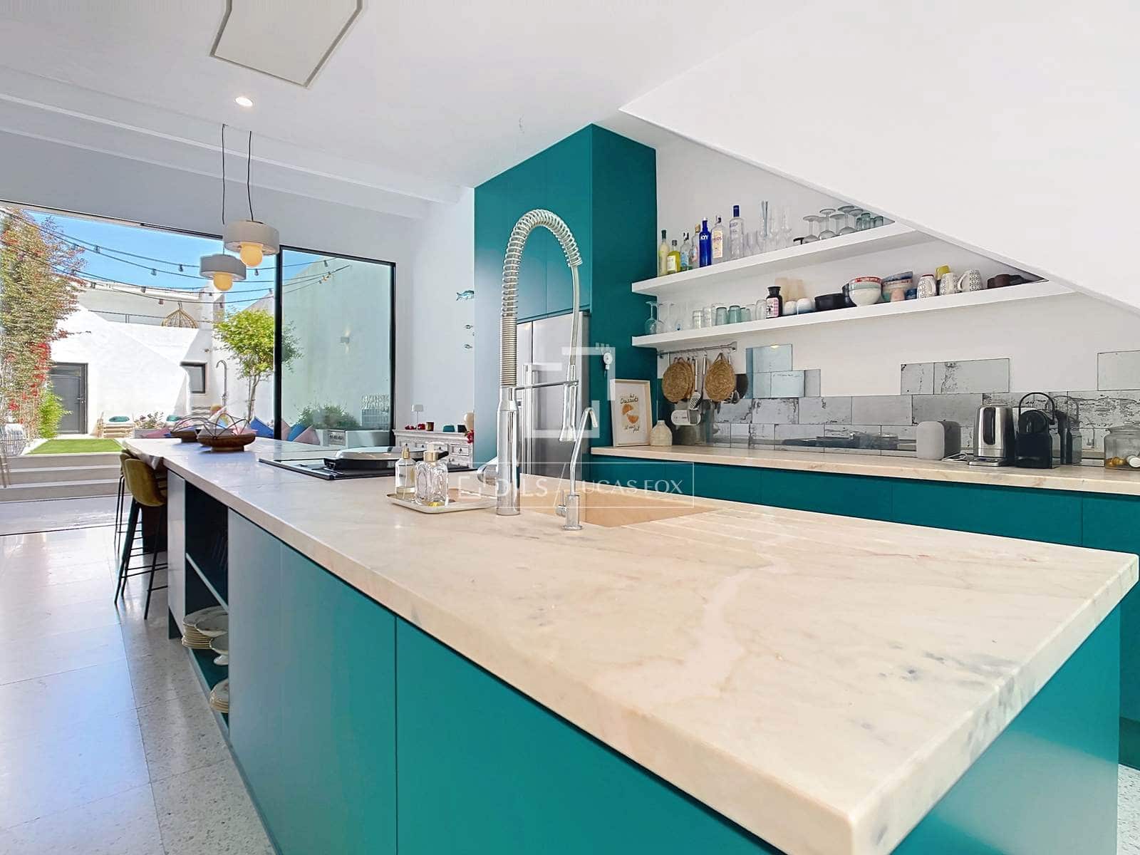 6 quarto Moradia para venda em Ciutadella de Menorca com piscina garagem - 1 480 000 € (Ref: 9831954)