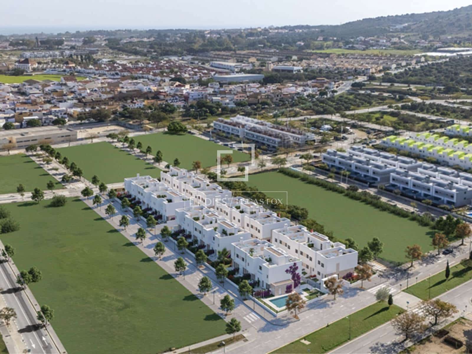 4 soveværelse Villa til salg i Malaga by med garage - € 499.000 (Ref: 9831956)