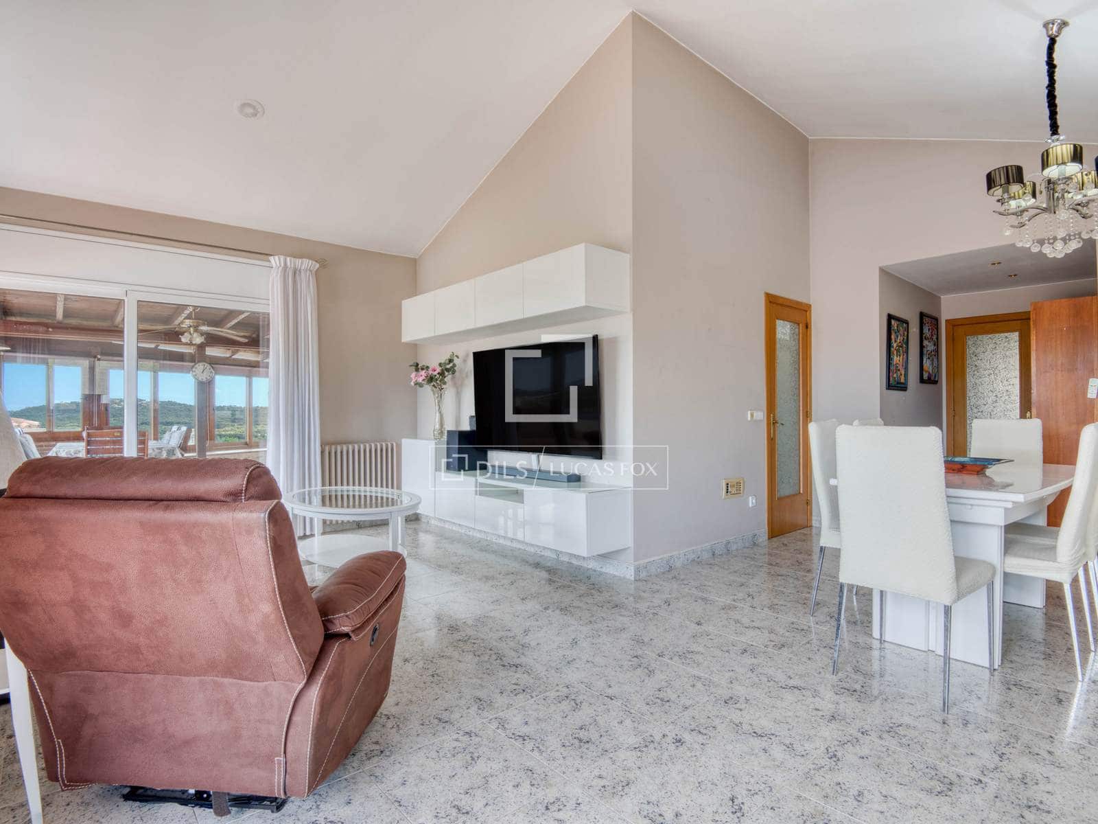 4 Zimmer Villa zu verkaufen in Platja d'Aro mit Pool Garage - 1.100.000 € (Ref: 9831957)