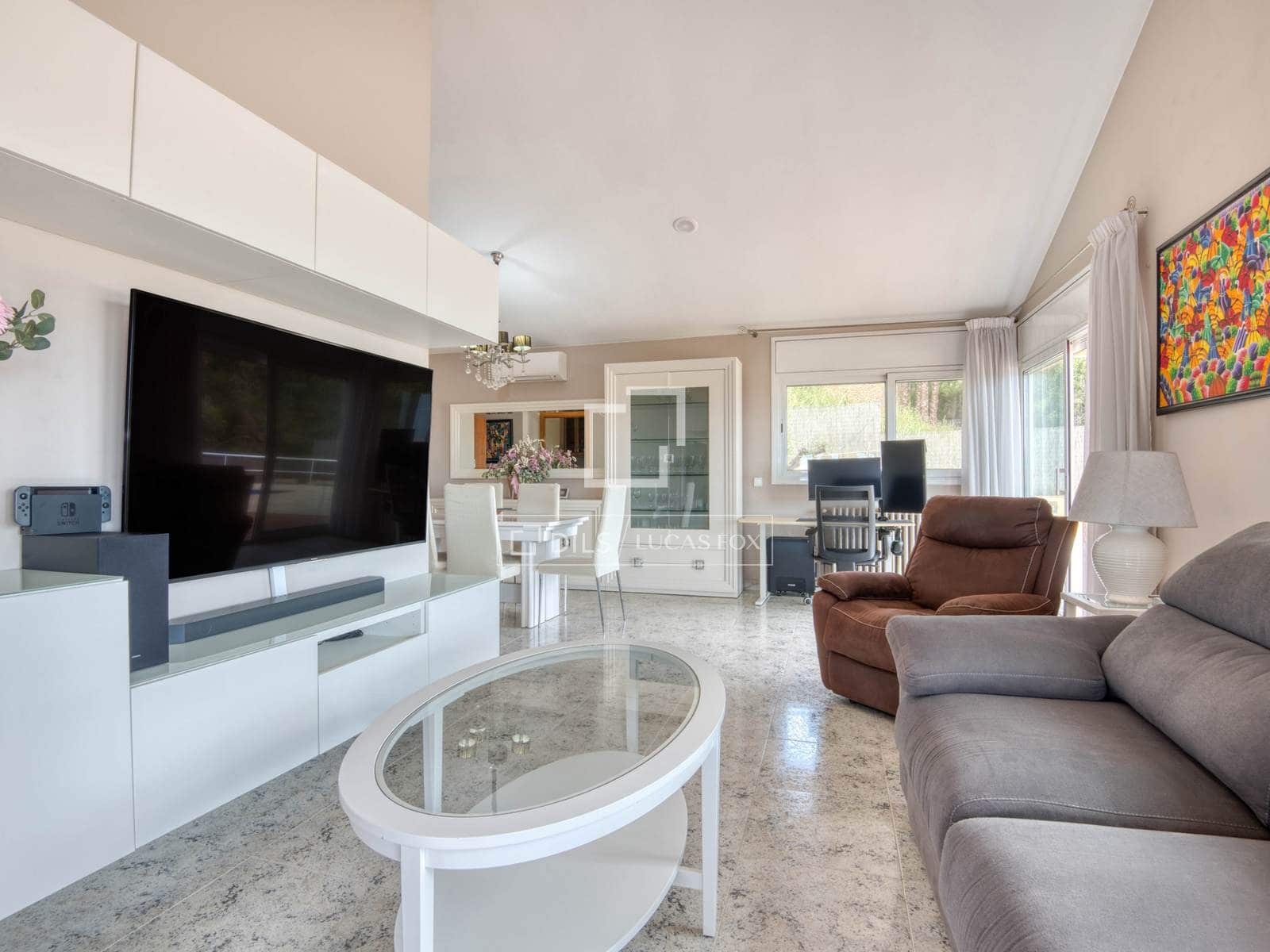 4 Zimmer Villa zu verkaufen in Platja d'Aro mit Pool Garage - 1.100.000 € (Ref: 9831957)
