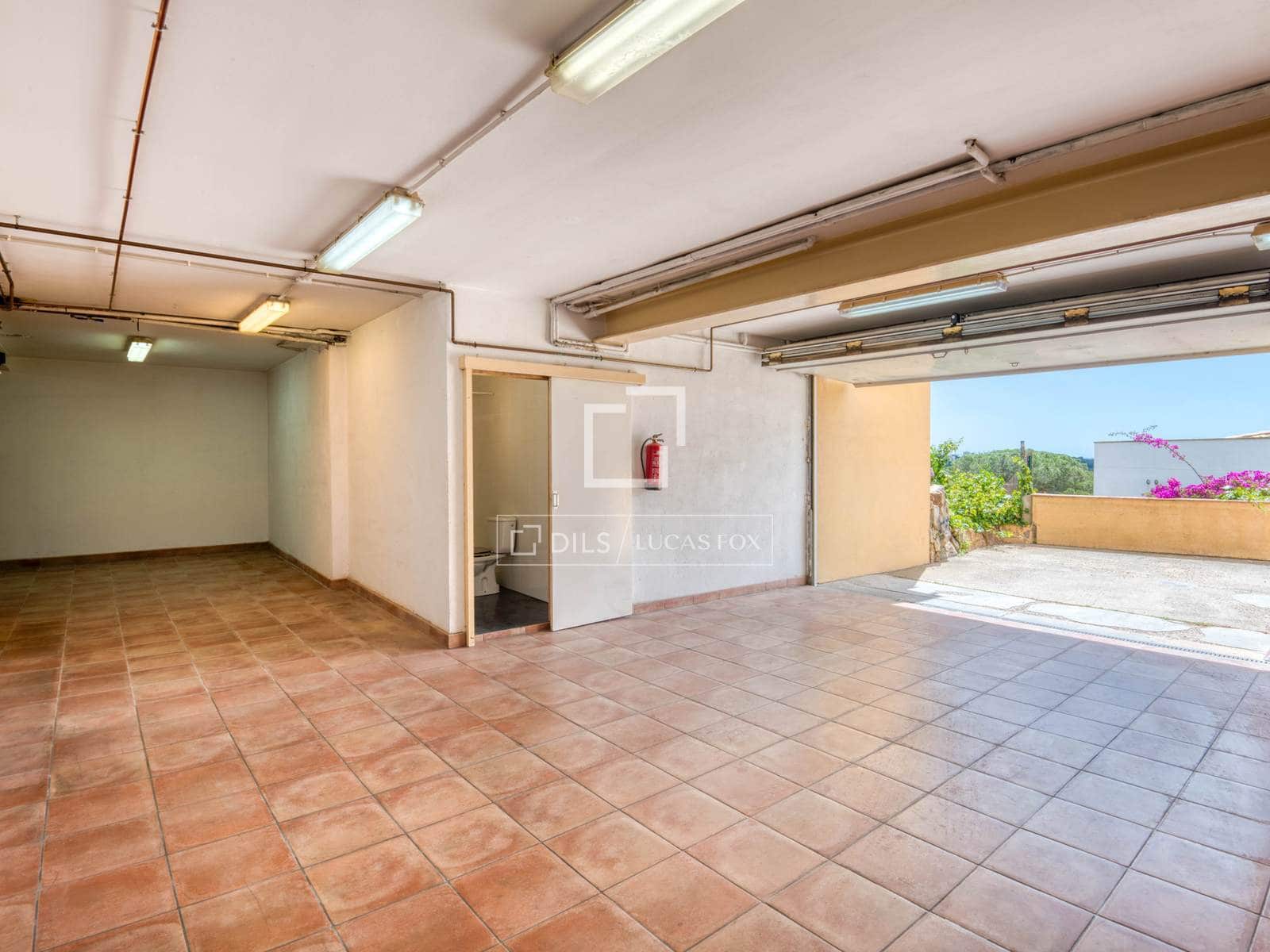 4 Zimmer Villa zu verkaufen in Platja d'Aro mit Pool Garage - 1.100.000 € (Ref: 9831957)