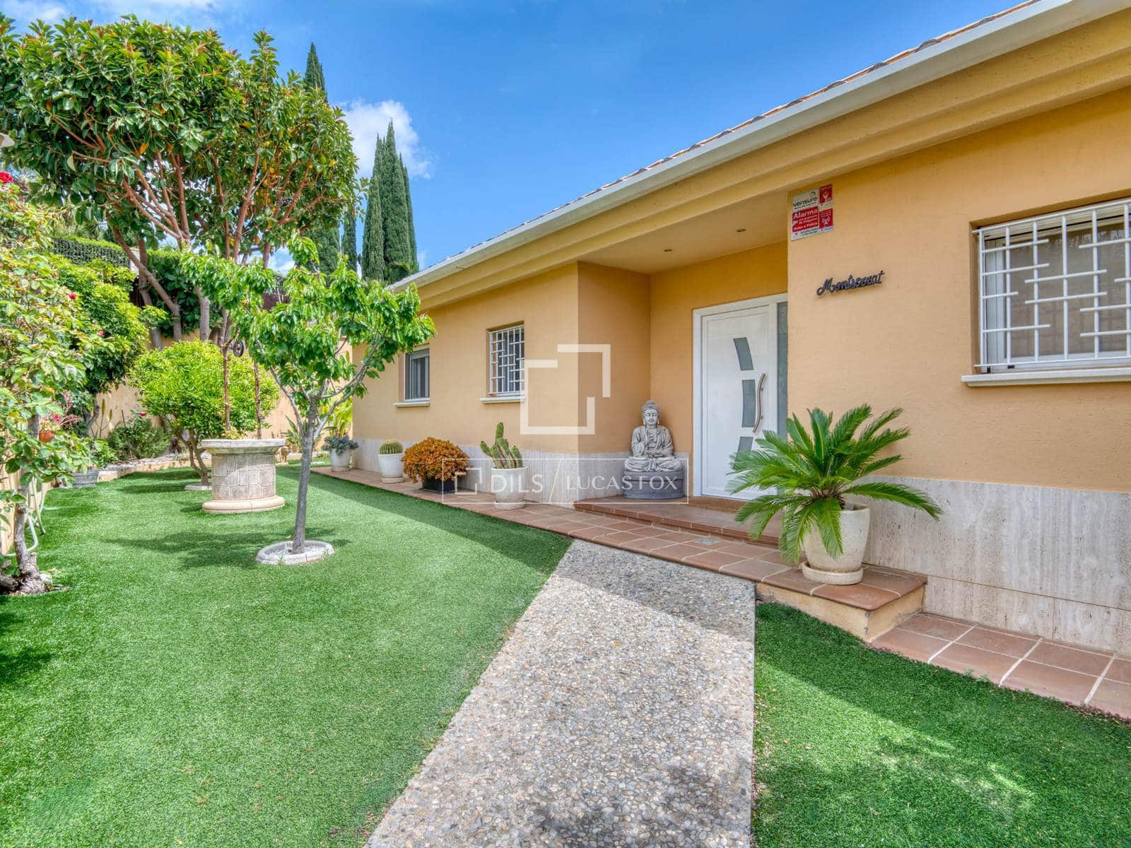 4 Zimmer Villa zu verkaufen in Platja d'Aro mit Pool Garage - 1.100.000 € (Ref: 9831957)