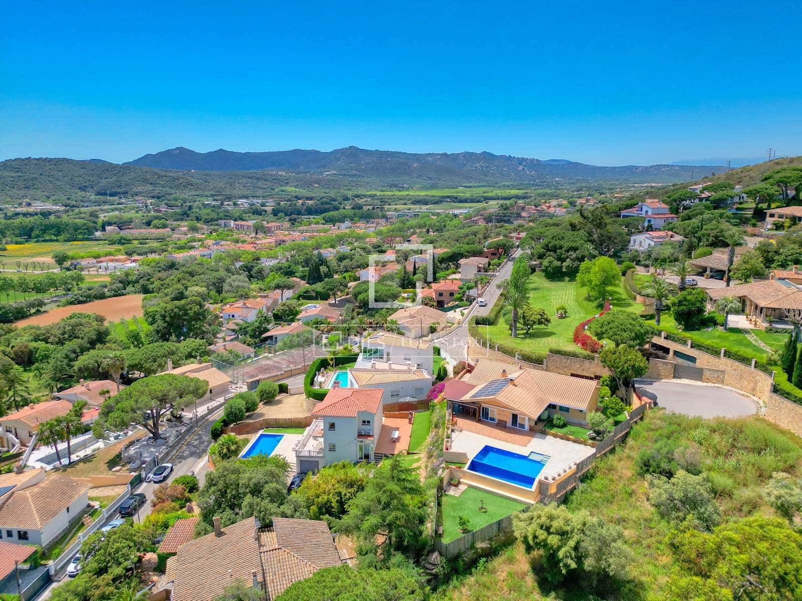 4 Zimmer Villa zu verkaufen in Platja d'Aro mit Pool Garage - 1.100.000 € (Ref: 9831957)