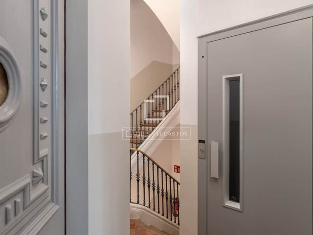 3 soveværelse Lejlighed til salg i Girona by - € 750.000 (Ref: 9832277)