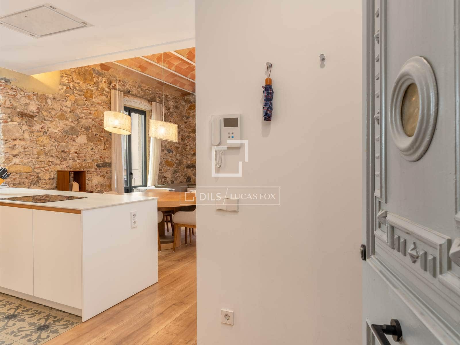 3 soveværelse Lejlighed til salg i Girona by - € 750.000 (Ref: 9832277)