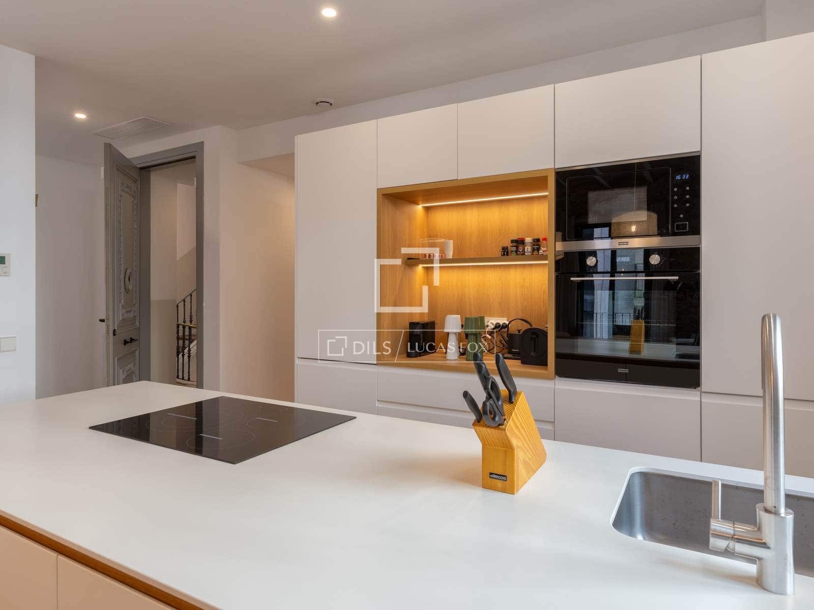 3 soveværelse Lejlighed til salg i Girona by - € 750.000 (Ref: 9832277)