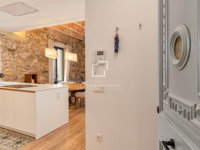 3 soveværelse Lejlighed til salg i Girona by - € 750.000 (Ref: 9832277)