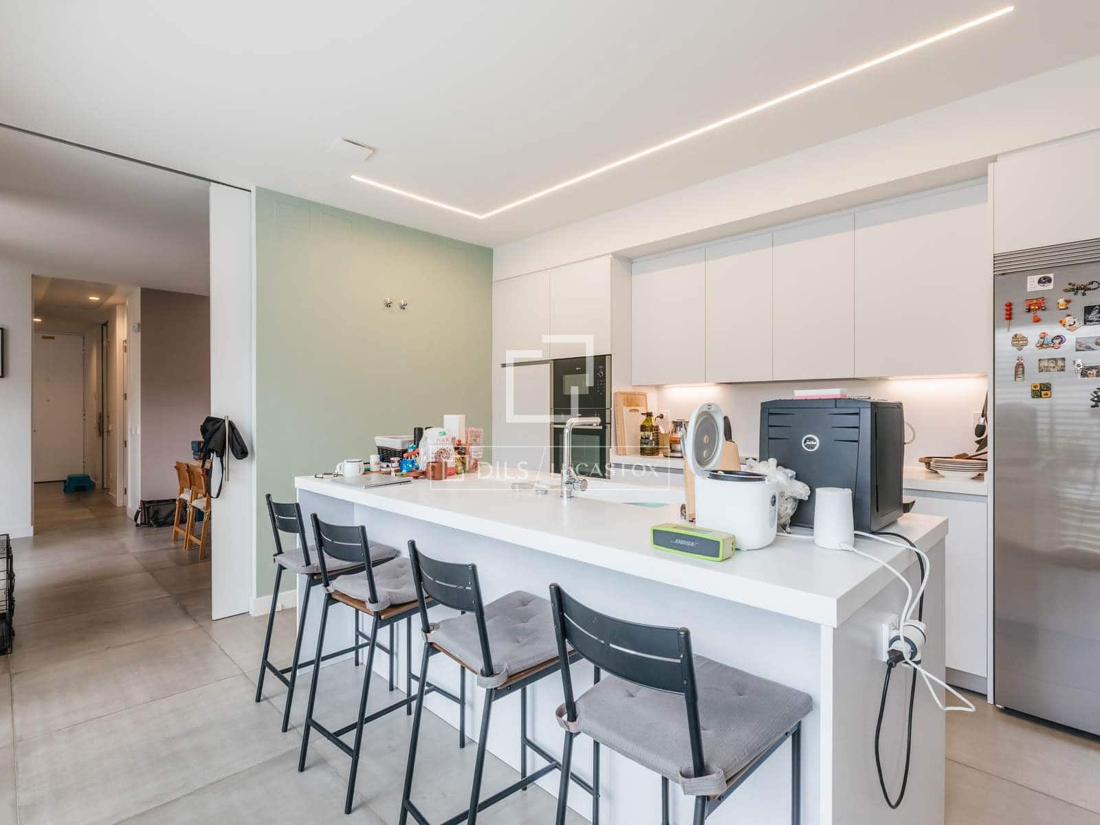 Villa/Maison de 3 chambres à louer à Madrid ville avec piscine garage - 6 300 € (Ref: 9832278)
