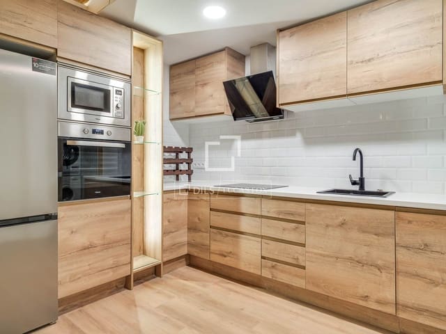 2 soverom Leilighet til salgs i Barcelona by - € 550 000 (Ref: 9832279)