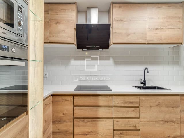 2 soverom Leilighet til salgs i Barcelona by - € 550 000 (Ref: 9832279)