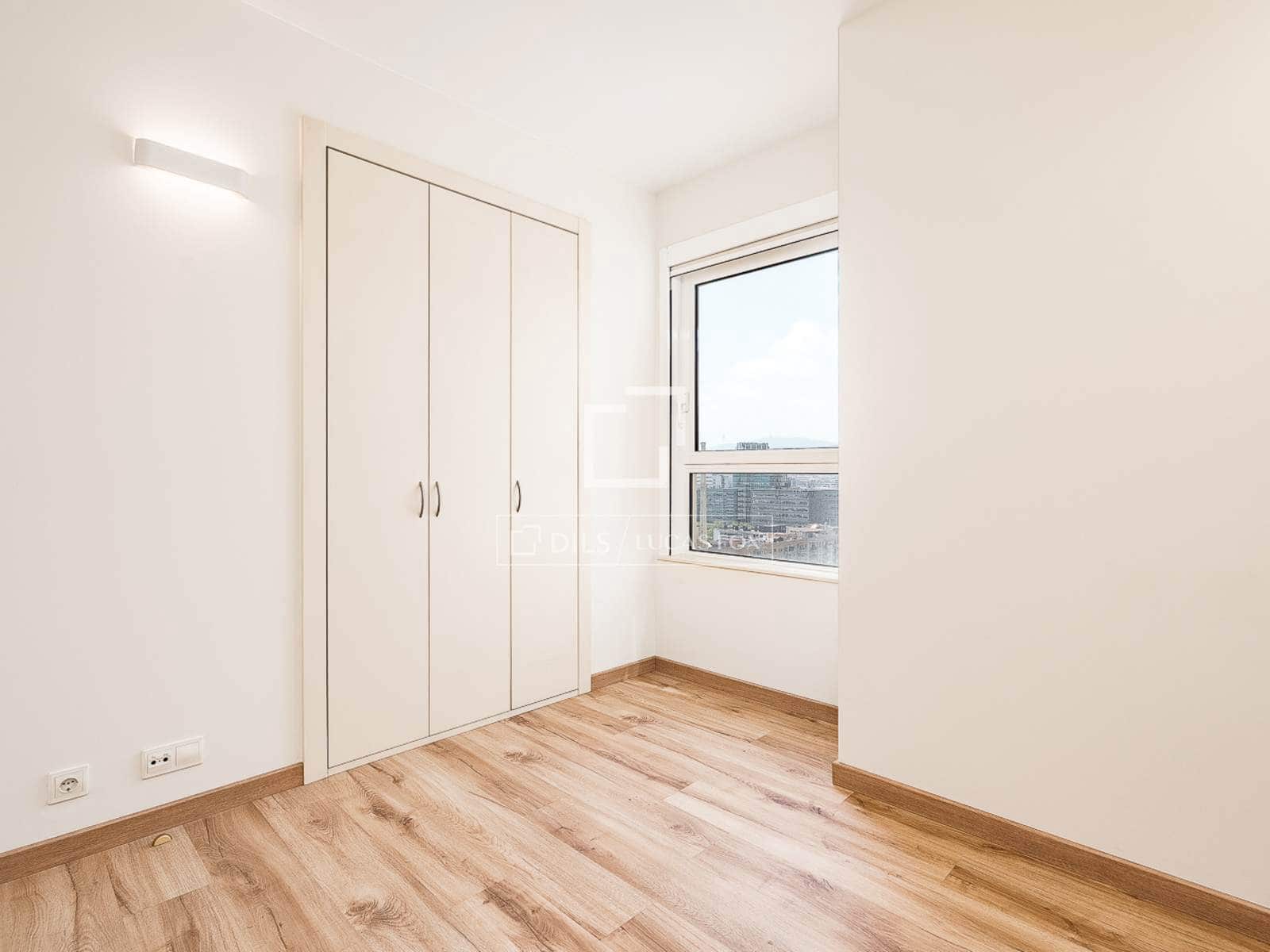 3 makuuhuone Huoneisto myytävänä paikassa Barcelona kaupunki mukana uima-altaan 
autotalli - 1 365 000 € (Ref: 9832280)