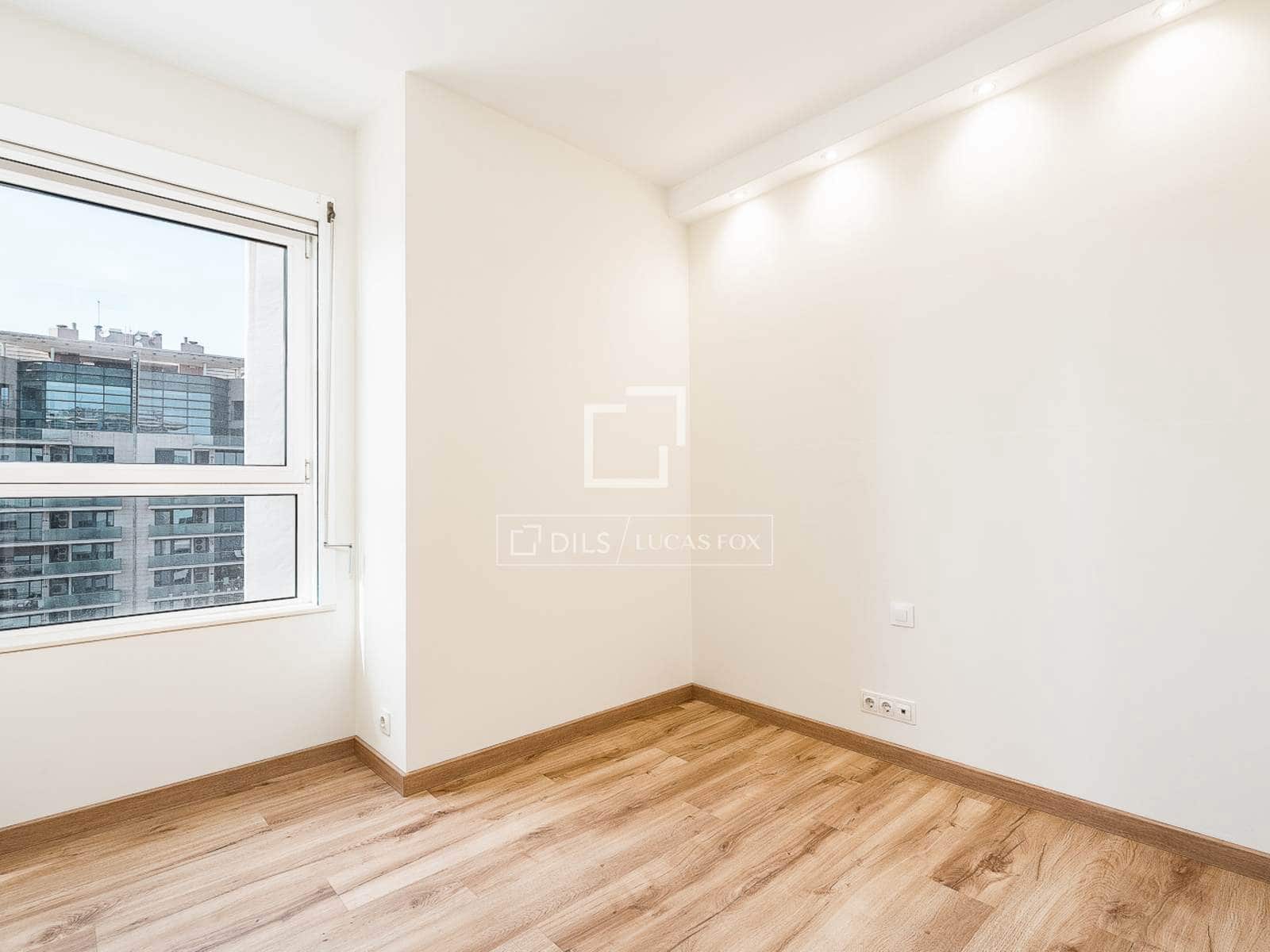 3 makuuhuone Huoneisto myytävänä paikassa Barcelona kaupunki mukana uima-altaan 
autotalli - 1 365 000 € (Ref: 9832280)
