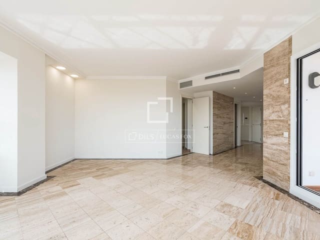 3 makuuhuone Huoneisto myytävänä paikassa Barcelona kaupunki mukana uima-altaan 
autotalli - 1 365 000 € (Ref: 9832280)
