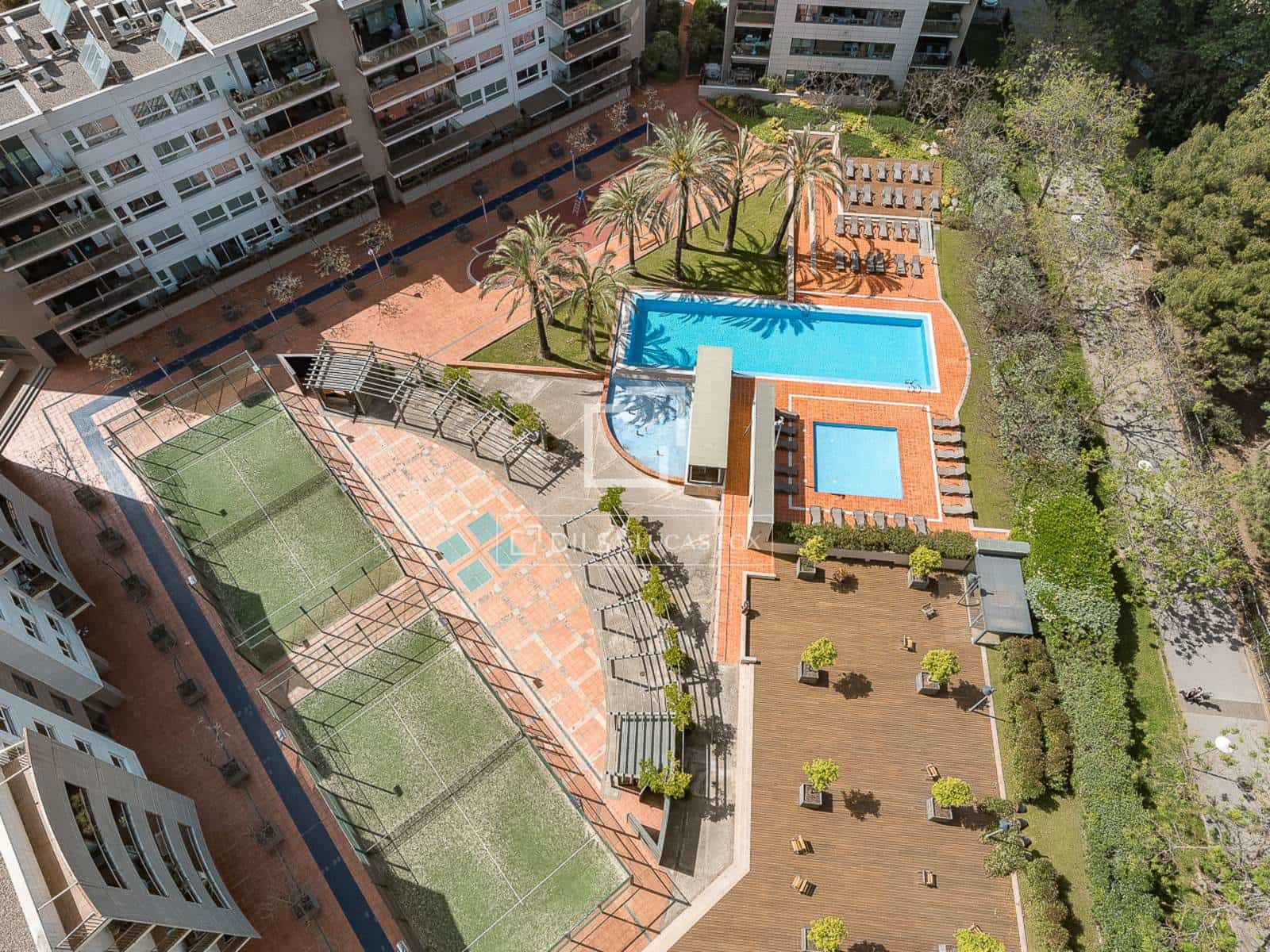 3 makuuhuone Huoneisto myytävänä paikassa Barcelona kaupunki mukana uima-altaan 
autotalli - 1 365 000 € (Ref: 9832280)