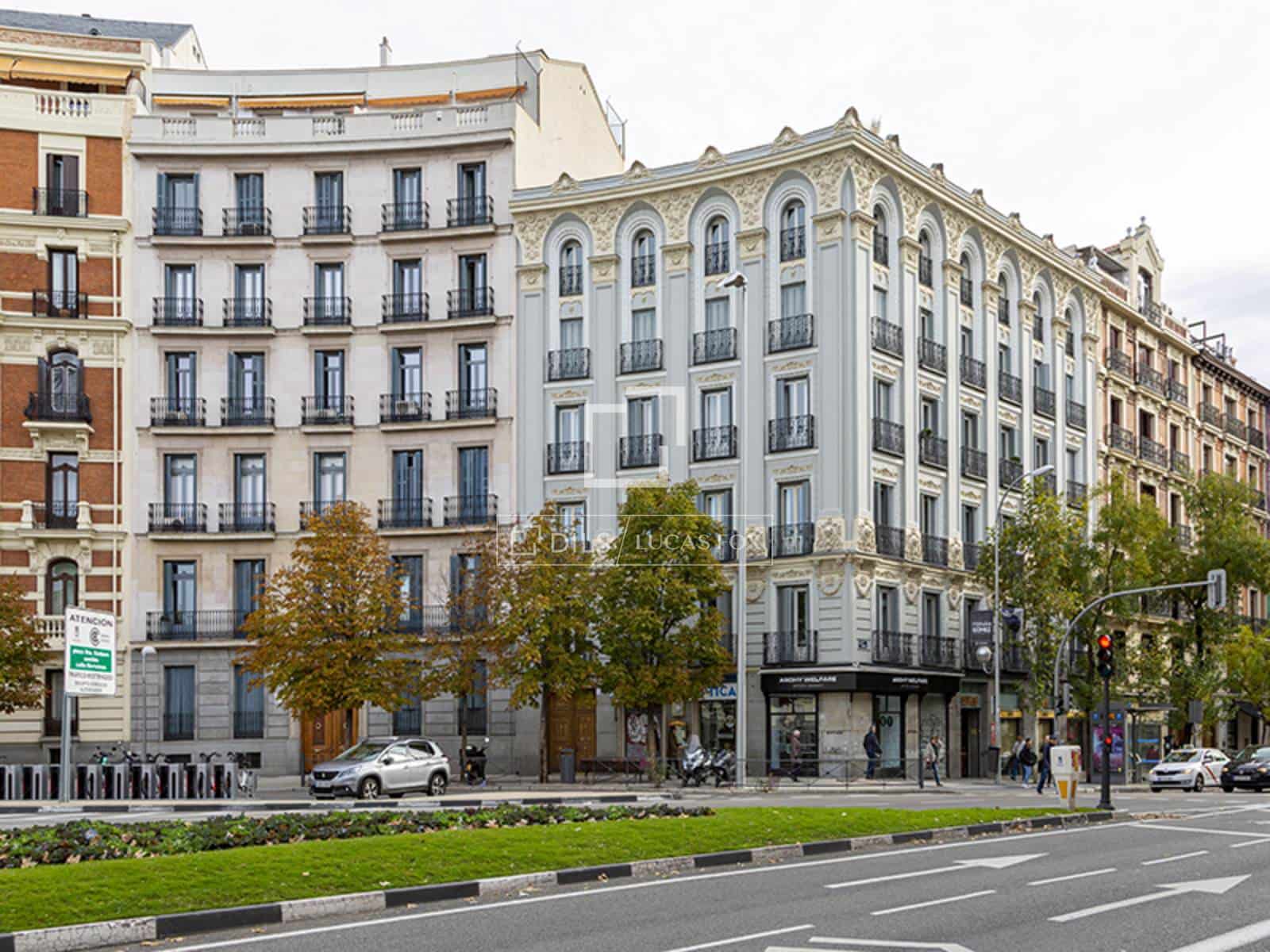 2 quarto Apartamento para venda em Madrid cidade - 1 150 000 € (Ref: 9832723)
