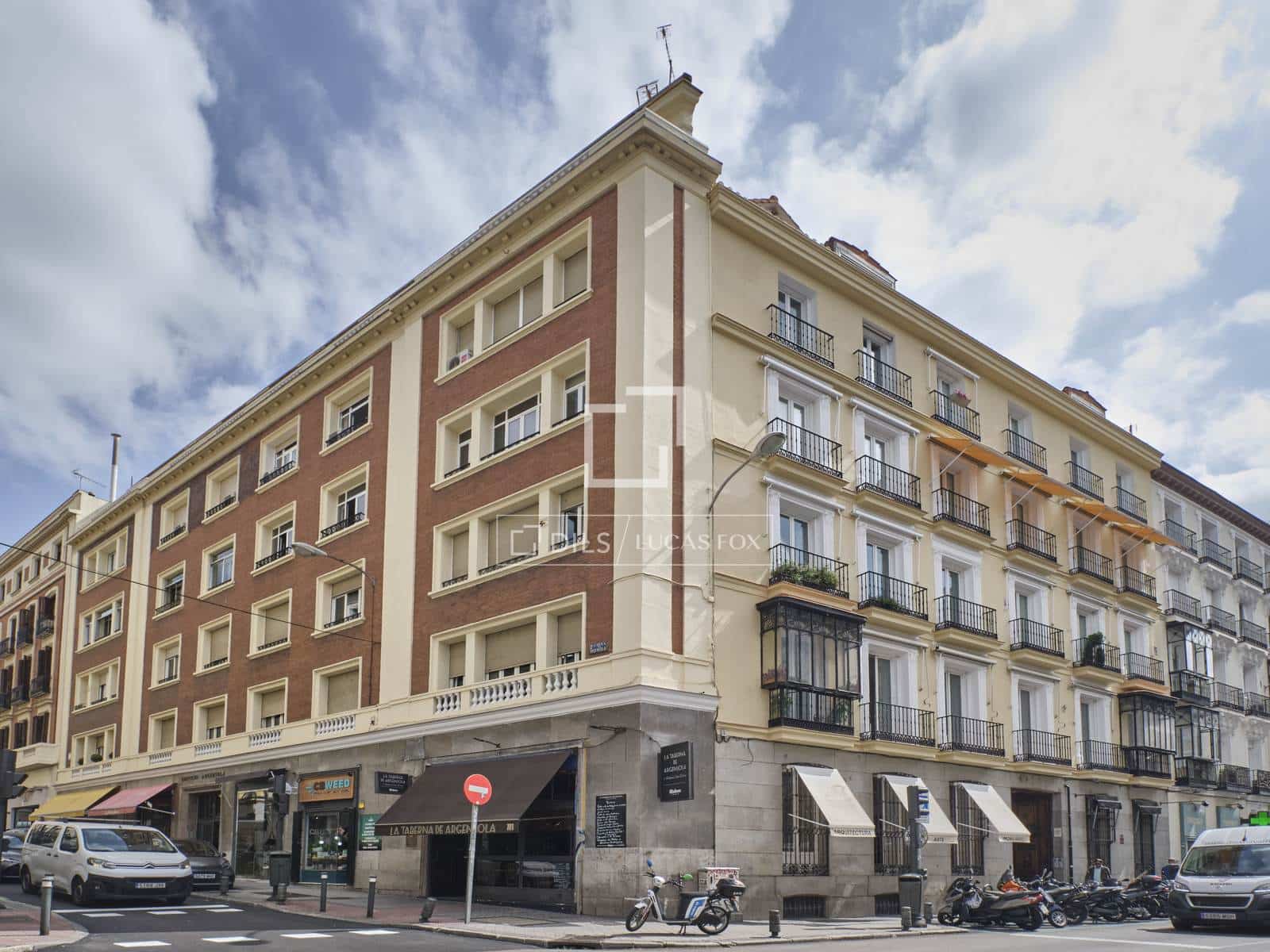 2 quarto Apartamento para venda em Madrid cidade - 1 150 000 € (Ref: 9832723)