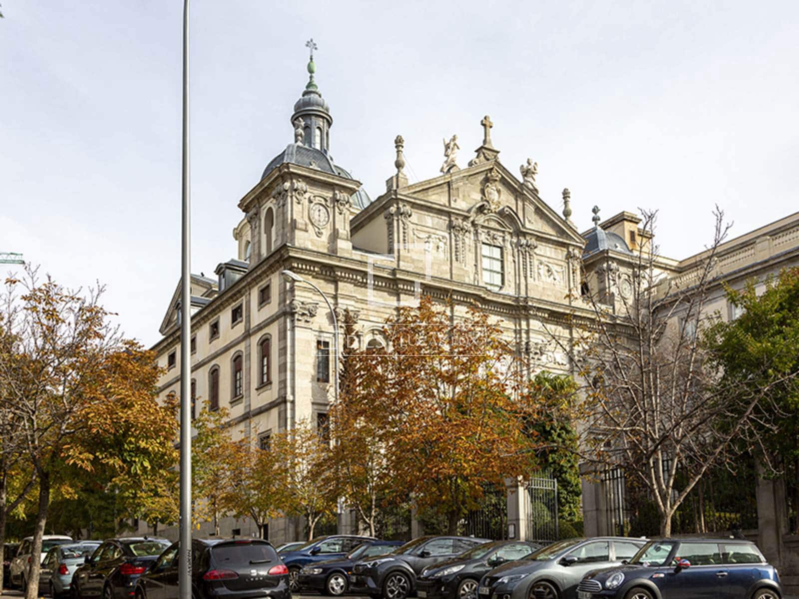 2 quarto Apartamento para venda em Madrid cidade - 1 150 000 € (Ref: 9832723)
