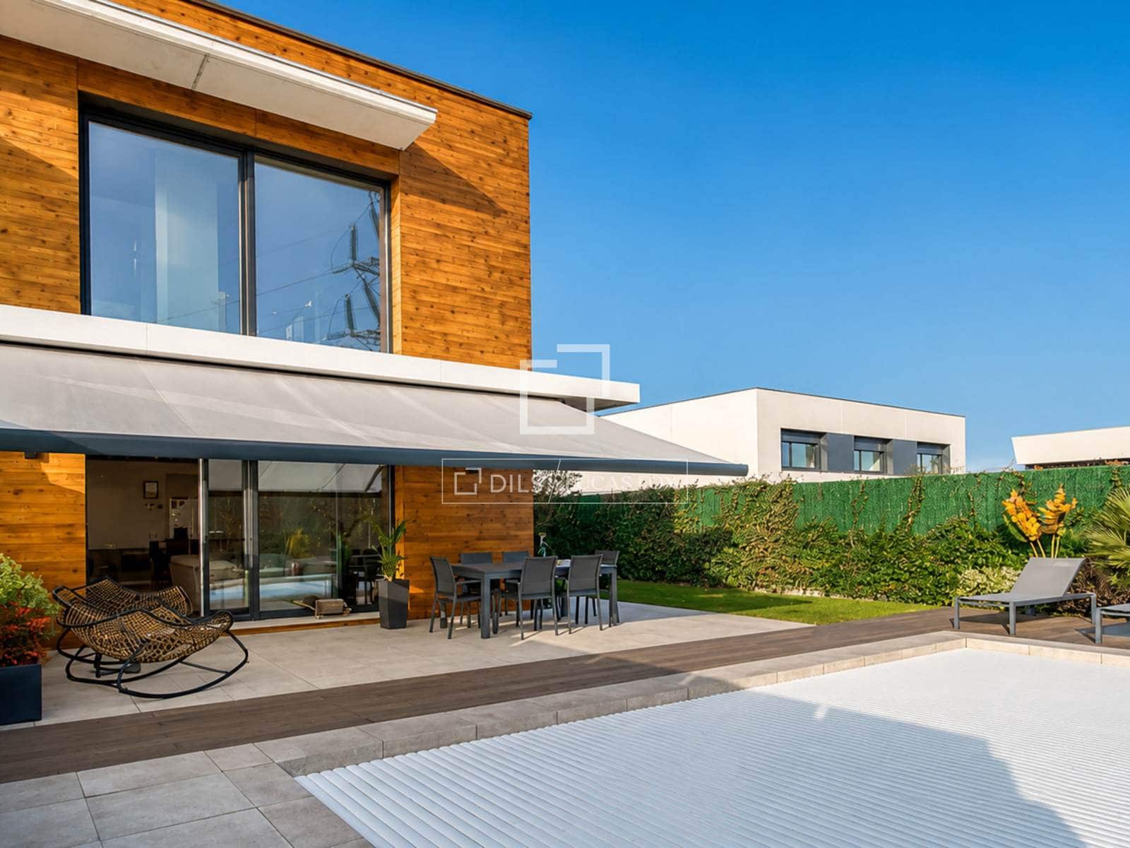 3 soverom Villa til salgs i Donostia-San Sebastian med svømmebasseng garasje - € 1 600 000 (Ref: 9832724)
