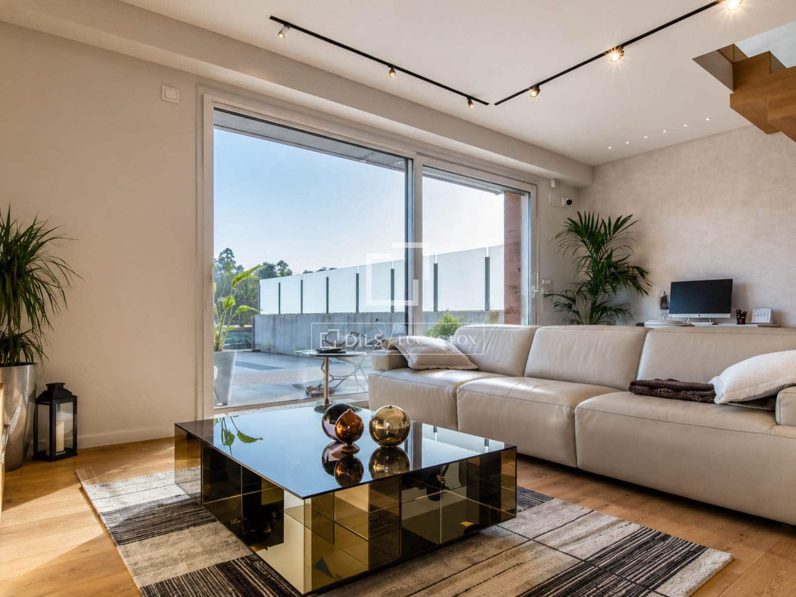 3 soverom Villa til salgs i Donostia-San Sebastian med svømmebasseng garasje - € 1 600 000 (Ref: 9832724)