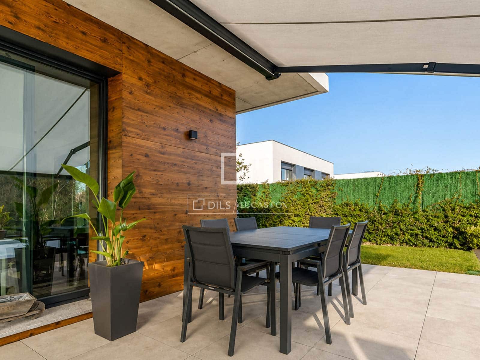 3 soverom Villa til salgs i Donostia-San Sebastian med svømmebasseng garasje - € 1 600 000 (Ref: 9832724)