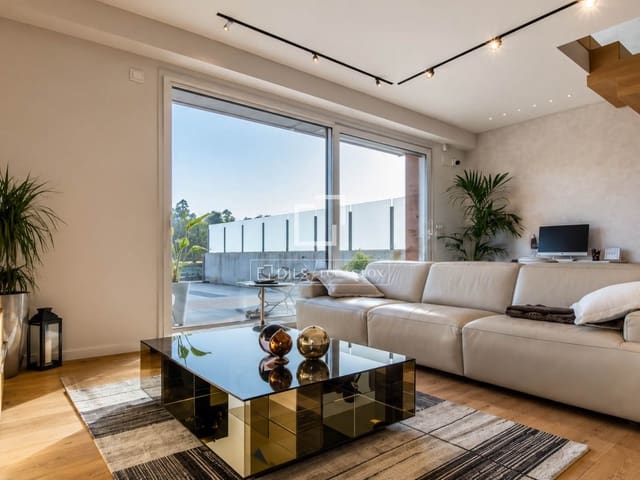 3 soverom Villa til salgs i Donostia-San Sebastián med svømmebasseng garasje - € 1 600 000 (Ref: 9832724)