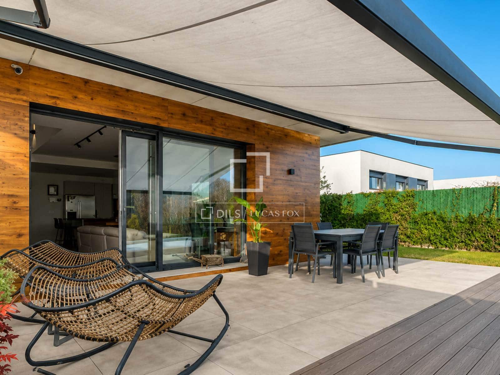 3 soverom Villa til salgs i Donostia-San Sebastian med svømmebasseng garasje - € 1 600 000 (Ref: 9832724)