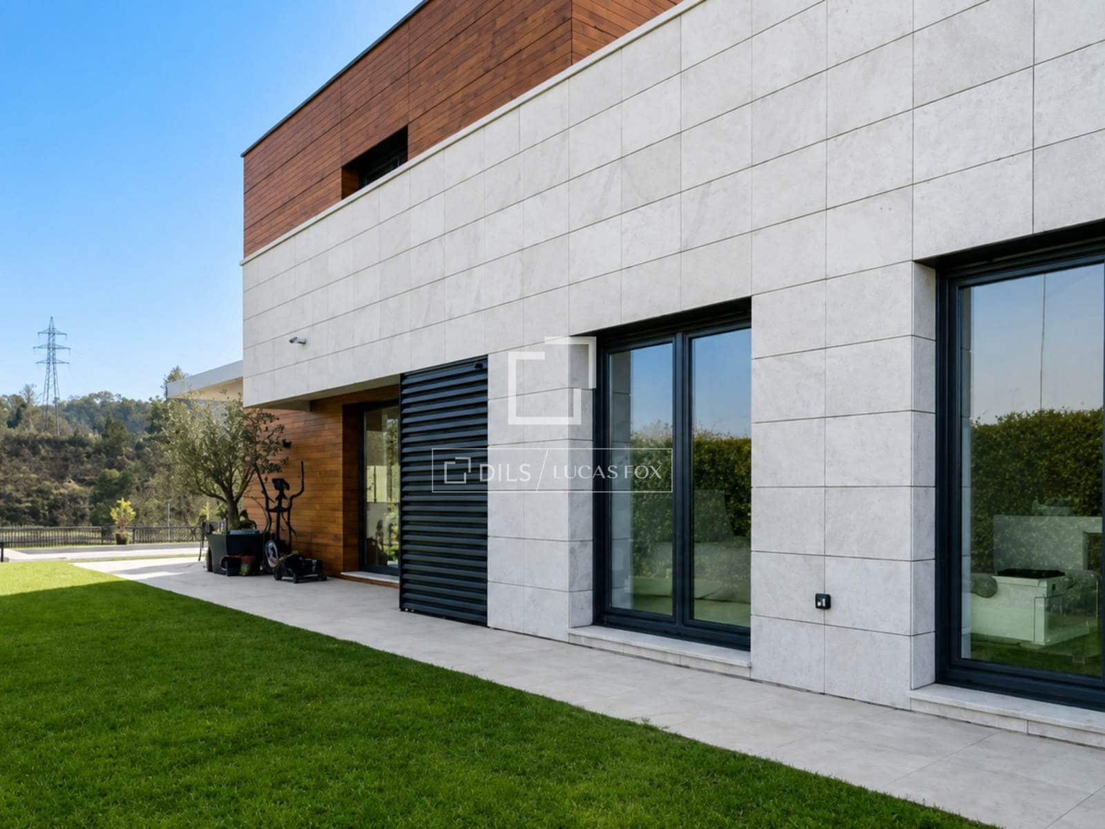 3 soverom Villa til salgs i Donostia-San Sebastian med svømmebasseng garasje - € 1 600 000 (Ref: 9832724)