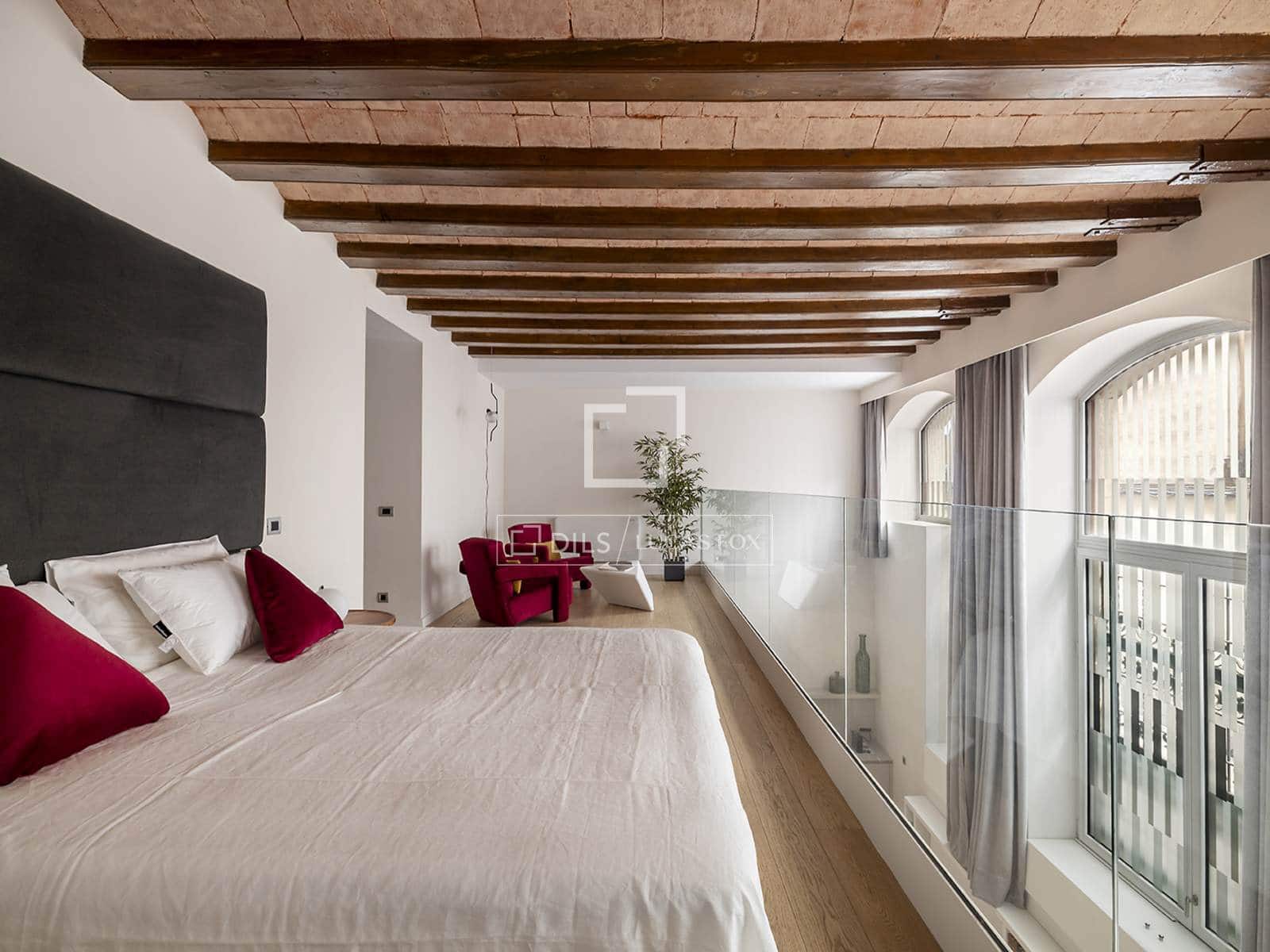 Apartment for rent in Barcelona city with pool - € 6,500 (Ref: 9832853)