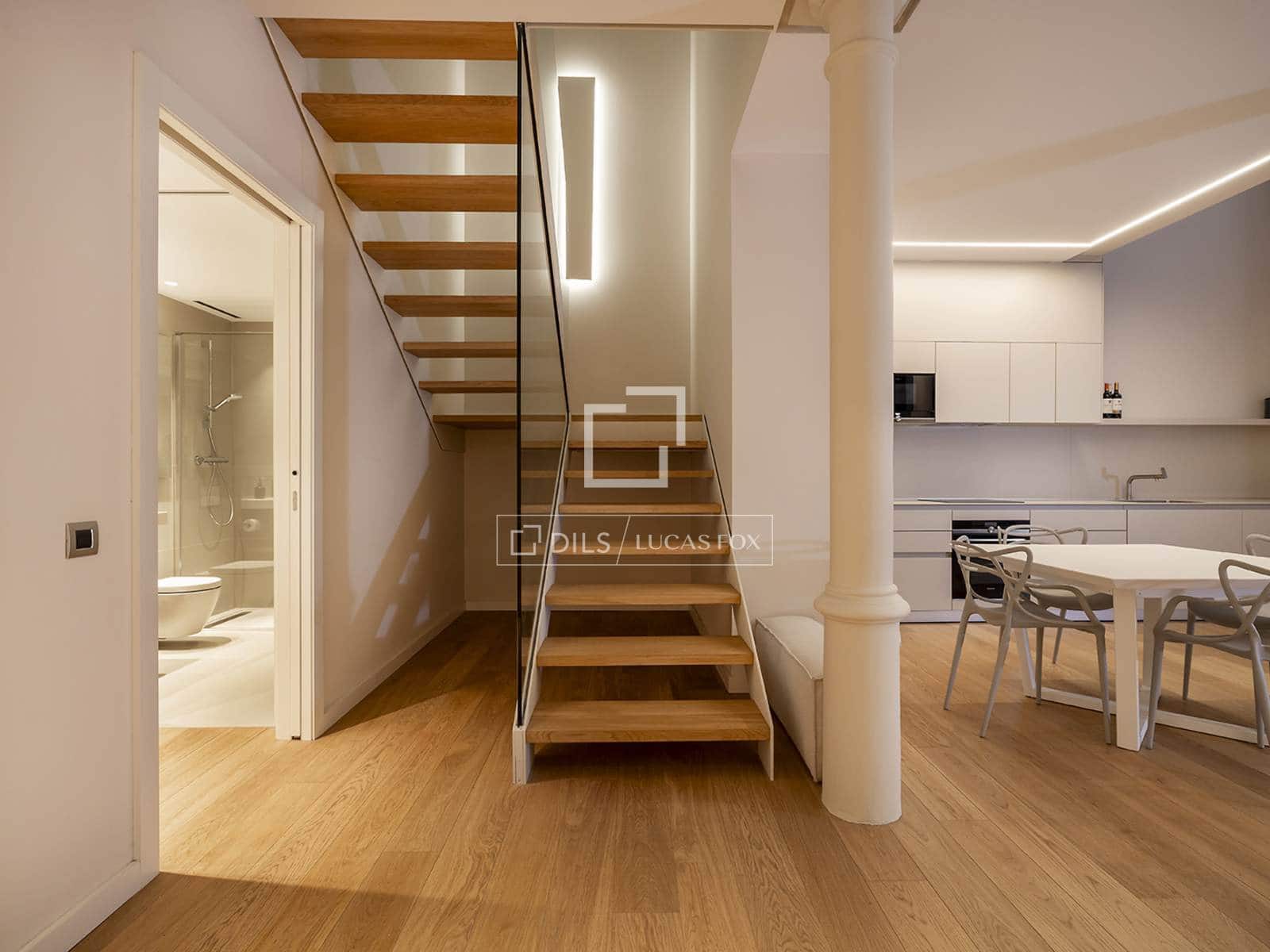 Apartment for rent in Barcelona city with pool - € 6,500 (Ref: 9832853)