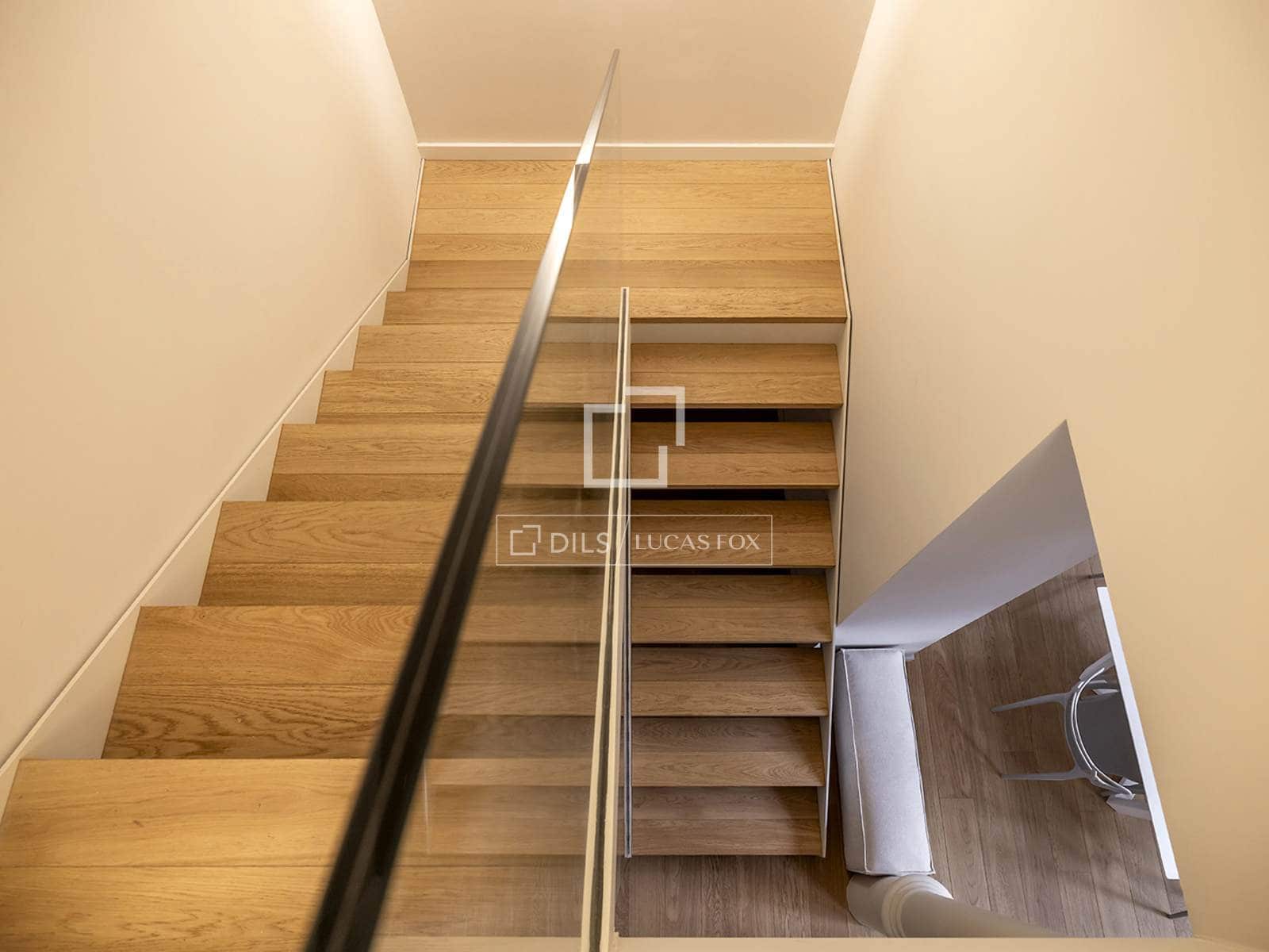 Apartment for rent in Barcelona city with pool - € 6,500 (Ref: 9832853)