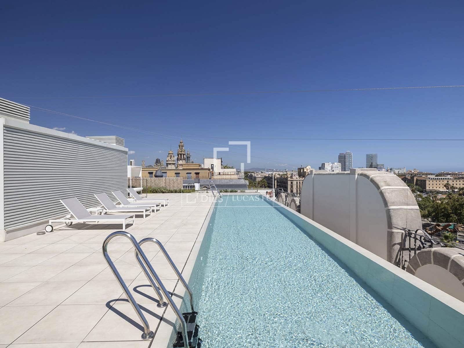 Apartment for rent in Barcelona city with pool - € 6,500 (Ref: 9832853)