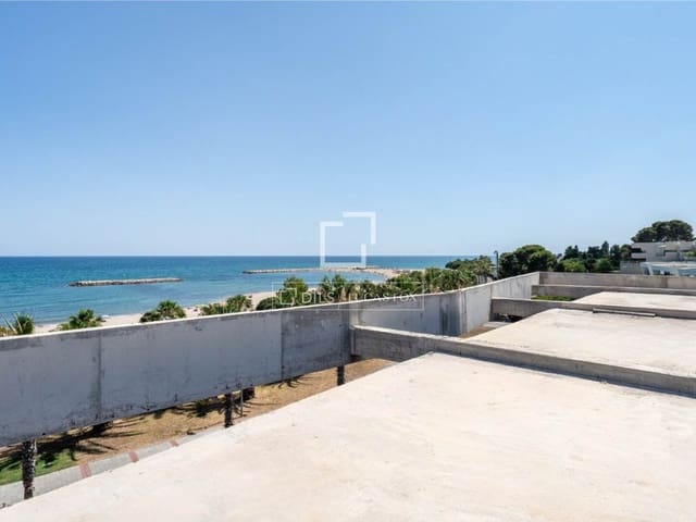 Chalet de 4 habitaciones en Cambrils en venta con piscina garaje - 2.500.000 € (Ref: 9832858)