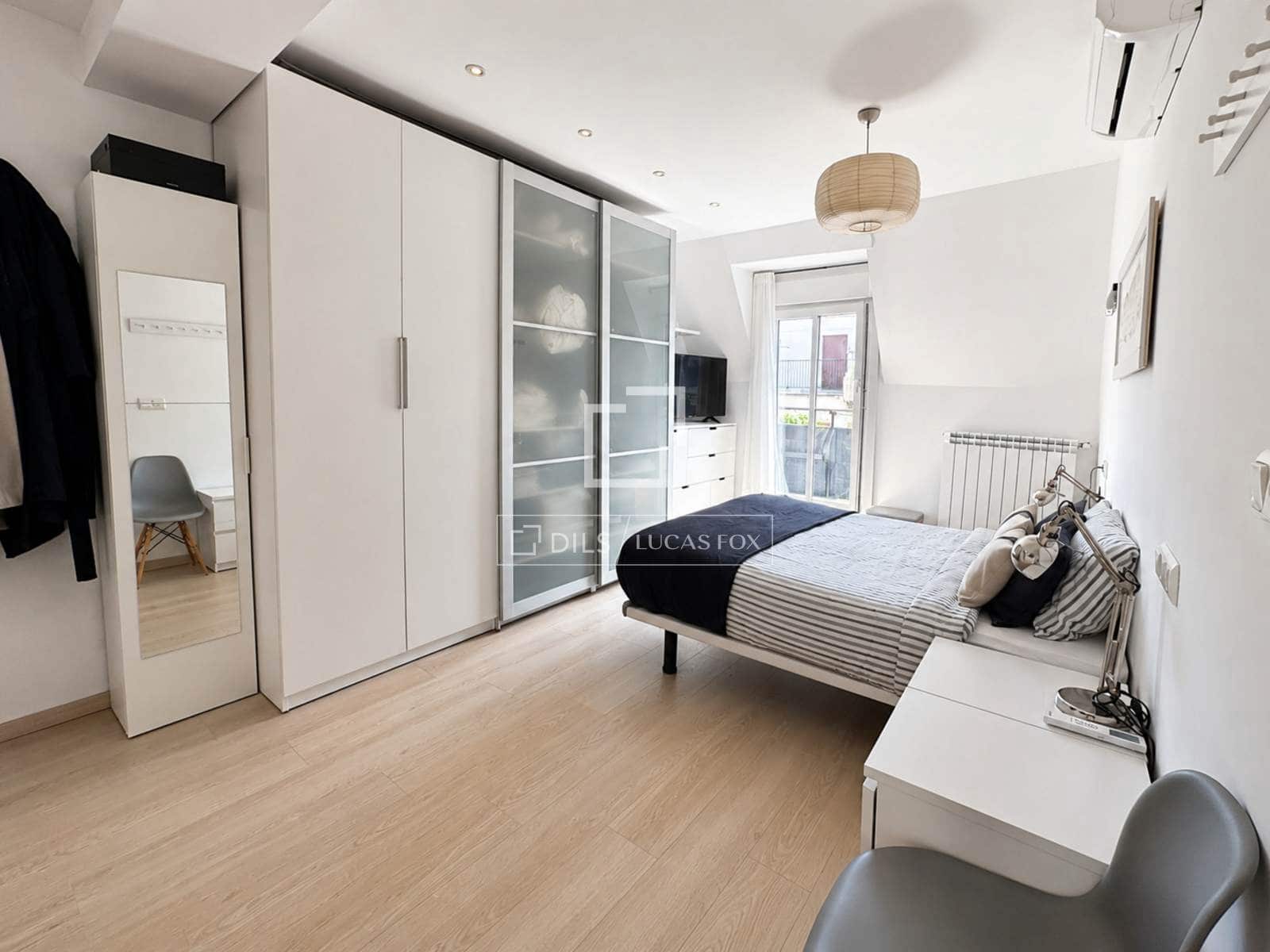 2 soverom Leilighet til salgs i Donostia-San Sebastian - € 745 000 (Ref: 9833009)