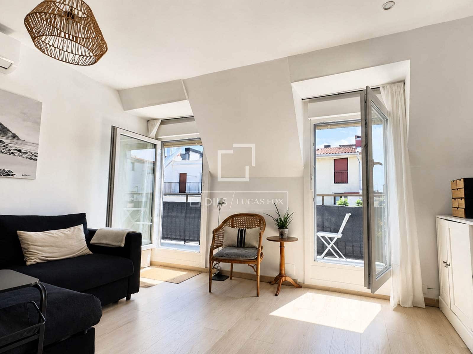 2 soverom Leilighet til salgs i Donostia-San Sebastian - € 745 000 (Ref: 9833009)