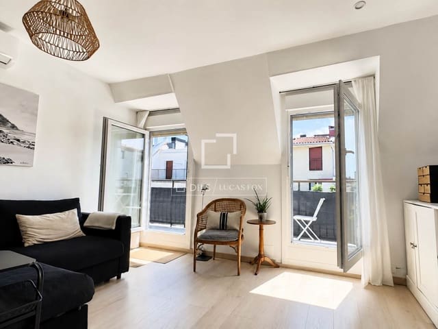 2 soverom Leilighet til salgs i Donostia-San Sebastián - € 745 000 (Ref: 9833009)