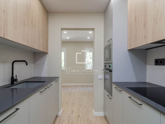 2 sypialnia Apartament na sprzedaż w Miasto Barcelona - 370 000 € (Ref: 9833010)