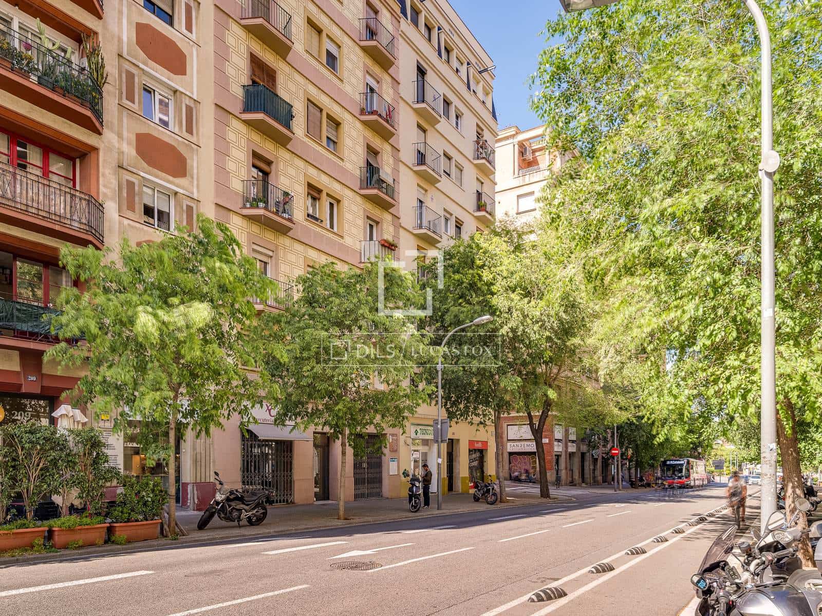 2 sypialnia Apartament na sprzedaż w Miasto Barcelona - 370 000 € (Ref: 9833010)
